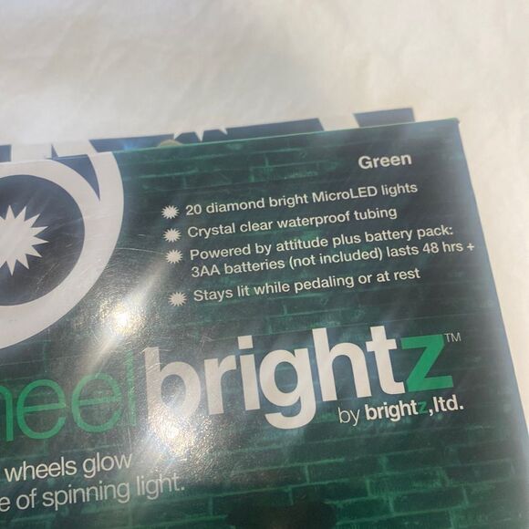 Wheel Brightz Green LED Bike Strip NIB Set of 2 - Picture 4 of 5